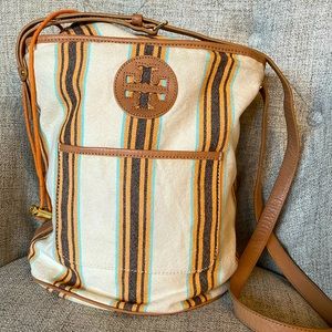 TORY BURCH ESPADRILLE STRIPED CASSIE BUCKET BAG